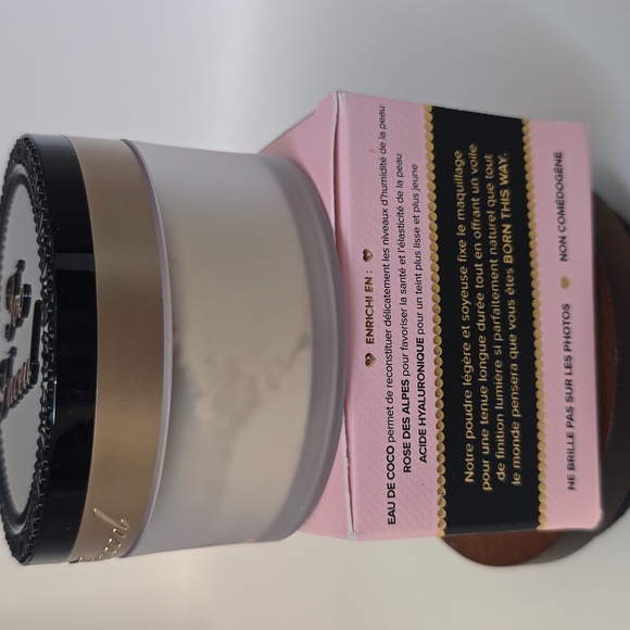 Too Faced Born This Way Ethereal Setting Powder - Translucent - Picture 5 of 12